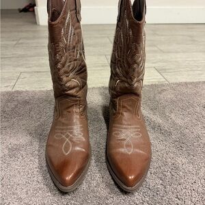 Amazon Brown Embroidered Heeled Boots